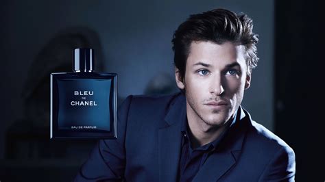 la pub bleu De Chanel